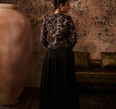 Black embroidered jacket with bustier with pallazo