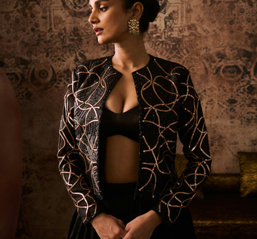 Black embroidered jacket with bustier with pallazo